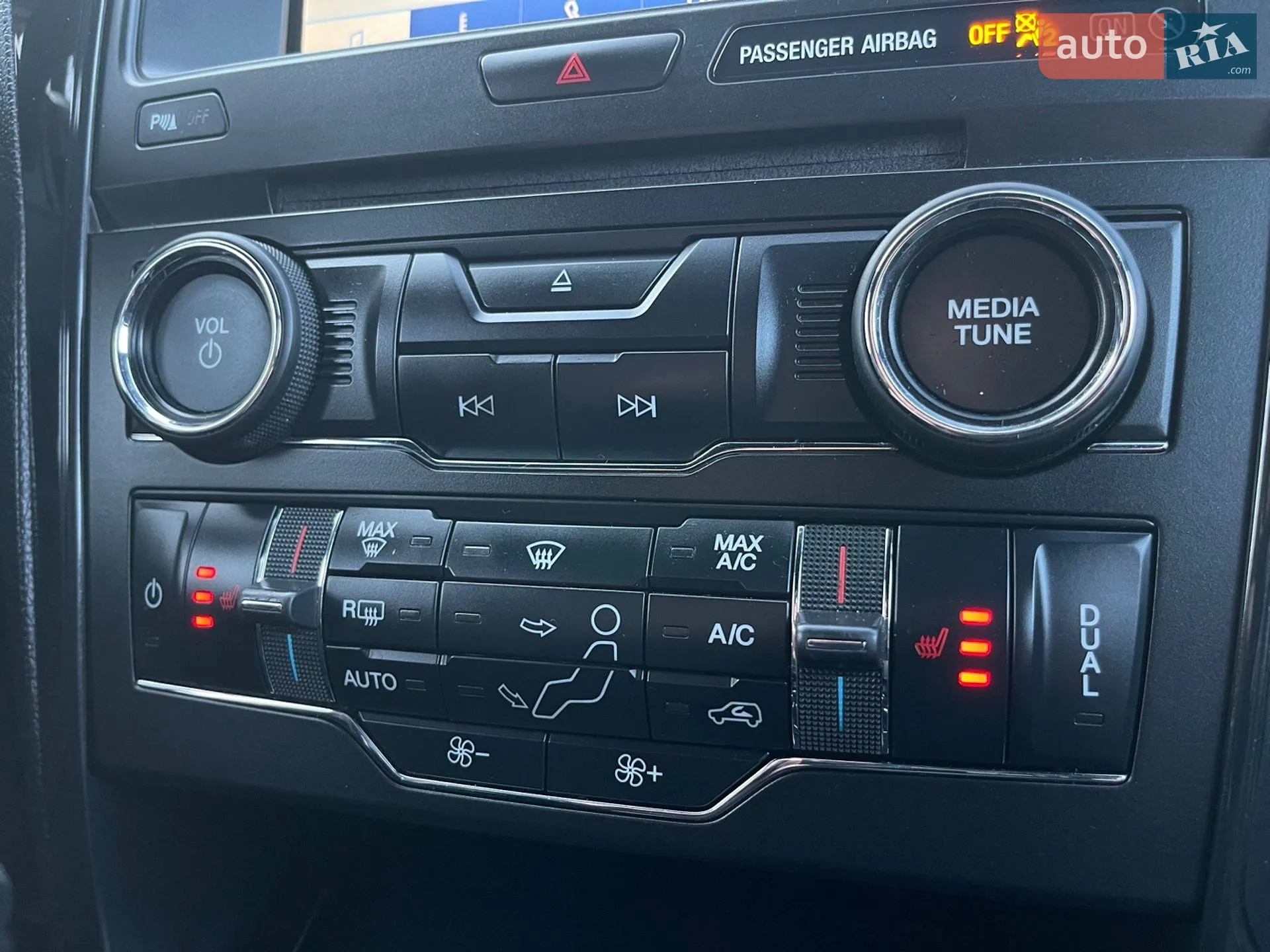 2018 Ford Explorer - мініатюра 100