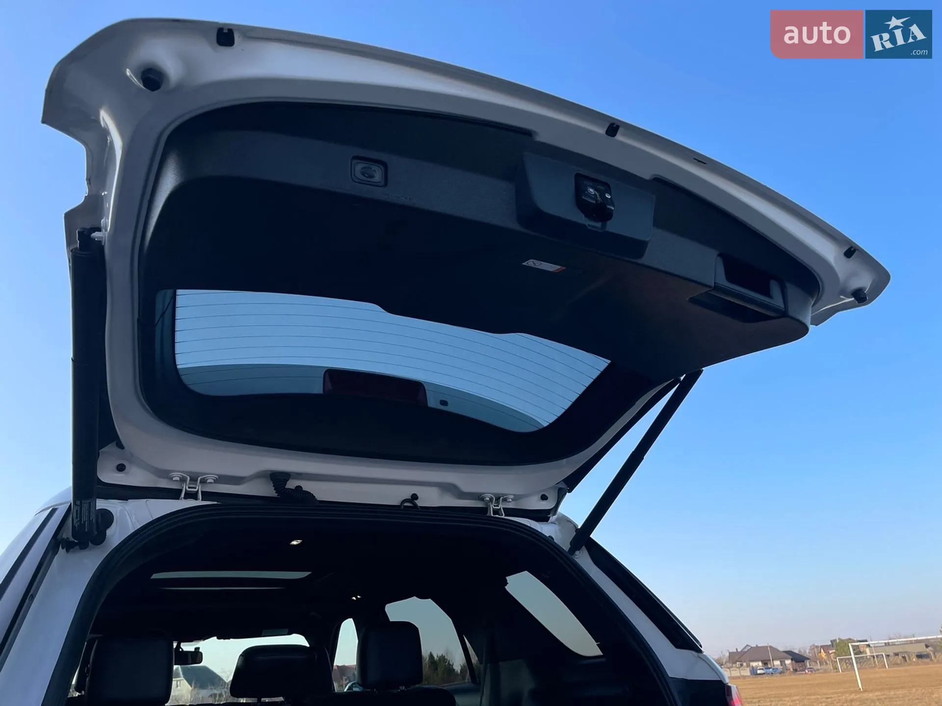 2018 Ford Explorer - мініатюра 107