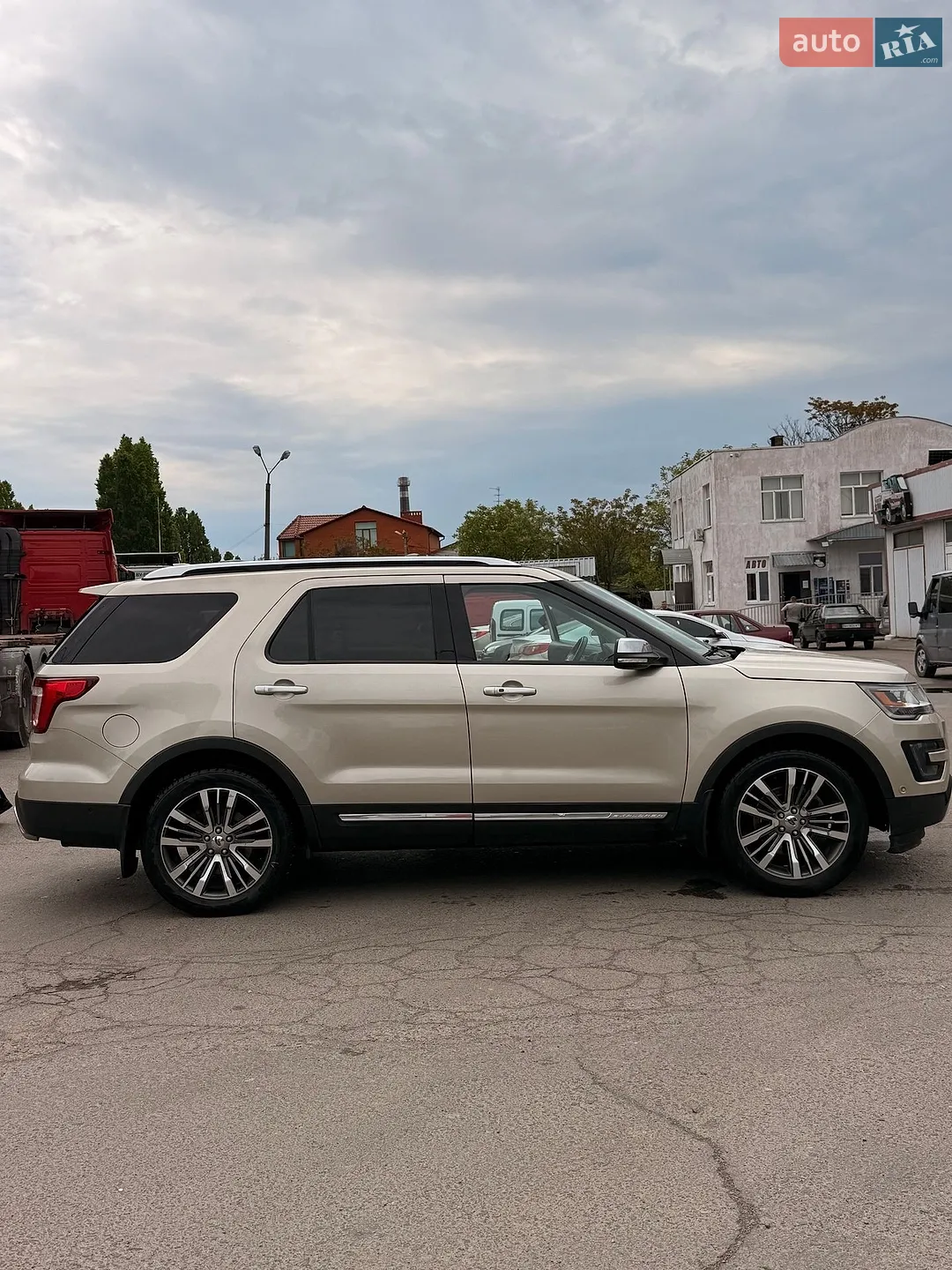 2016 Ford Explorer - мініатюра 15
