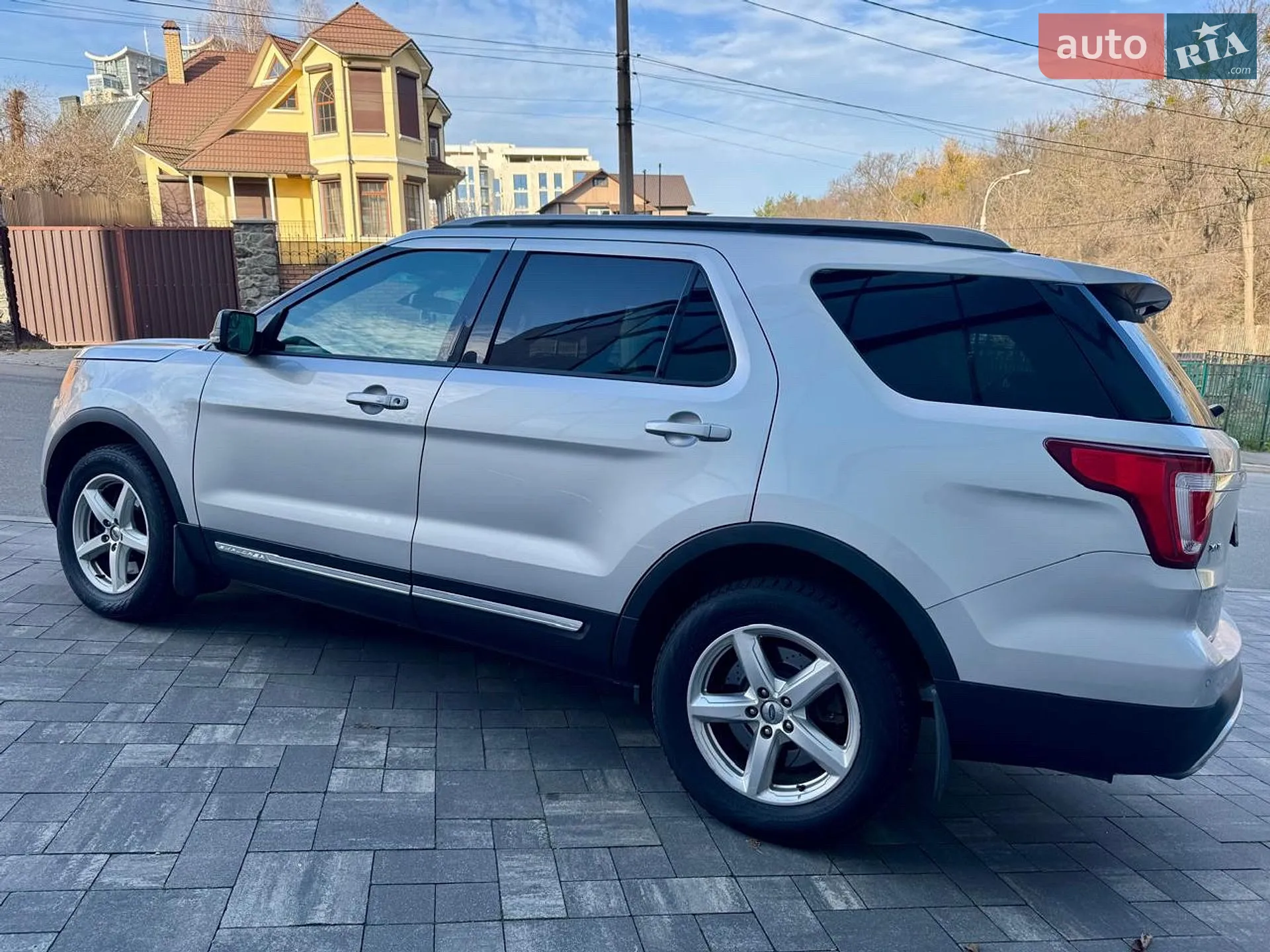 2016 Ford Explorer - мініатюра 7