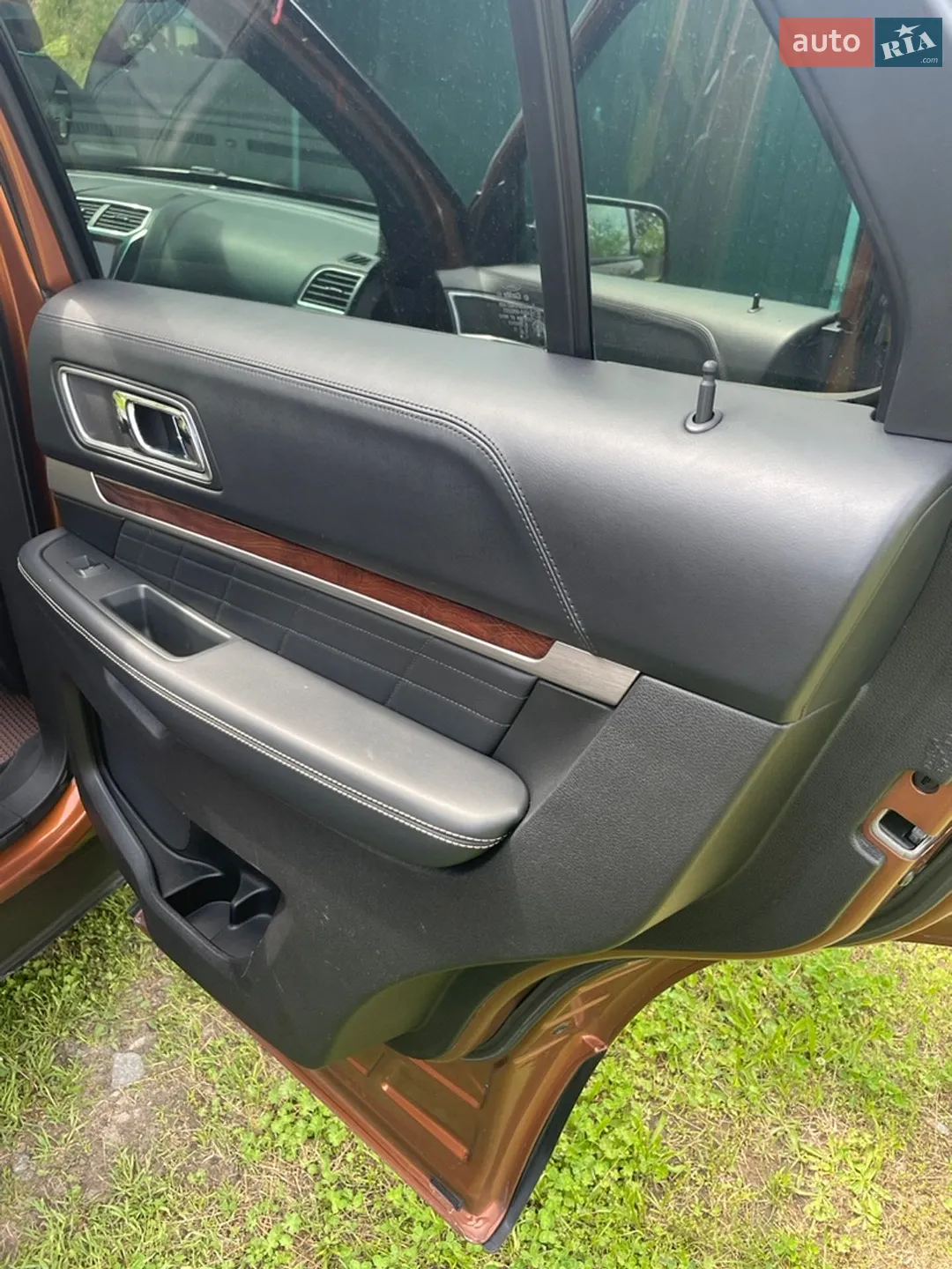 2016 Ford Explorer - мініатюра 20