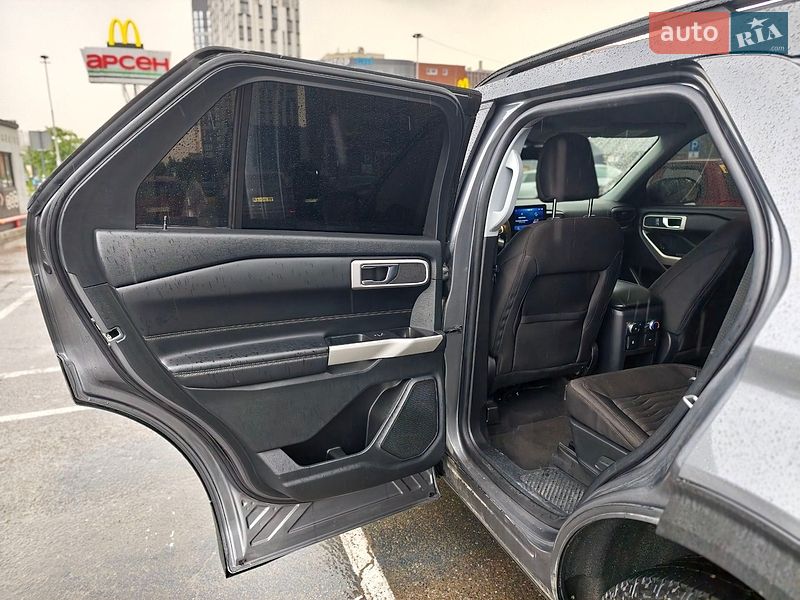 Позашляховик / Кросовер Ford Explorer 2021 в Львові
