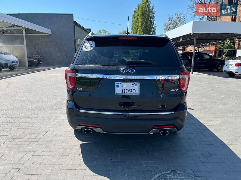Позашляховик / Кросовер Ford Explorer 2018 в Лубнах