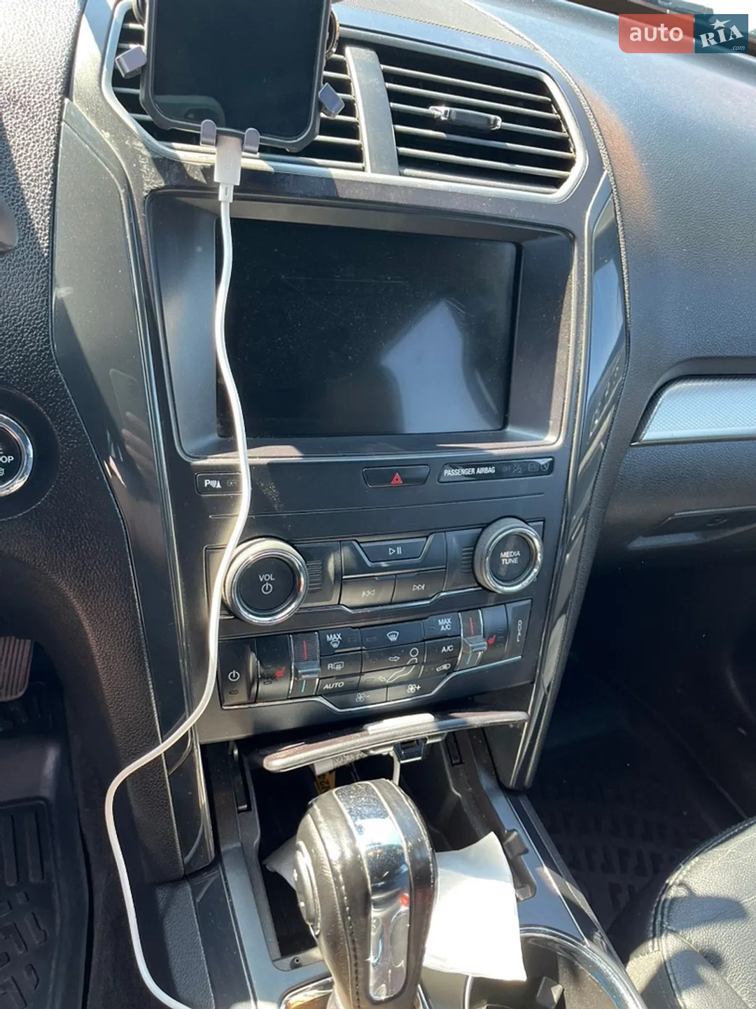 2018 Ford Explorer - мініатюра 13