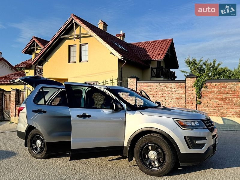 Позашляховик / Кросовер Ford Explorer 2017 в Львові
