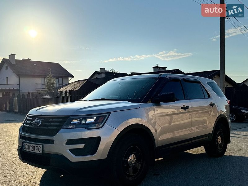 Позашляховик / Кросовер Ford Explorer 2017 в Львові