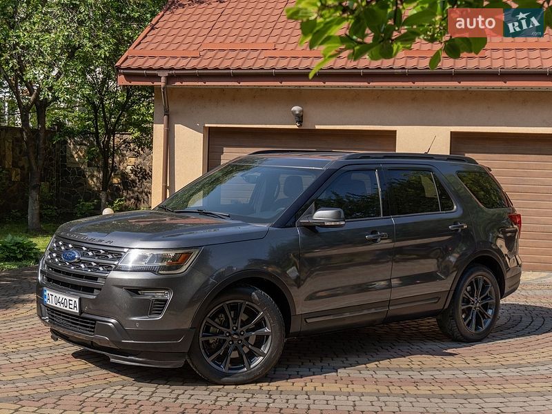 Позашляховик / Кросовер Ford Explorer 2018 в Івано-Франківську