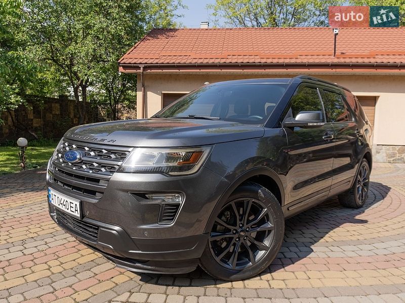 Позашляховик / Кросовер Ford Explorer 2018 в Івано-Франківську