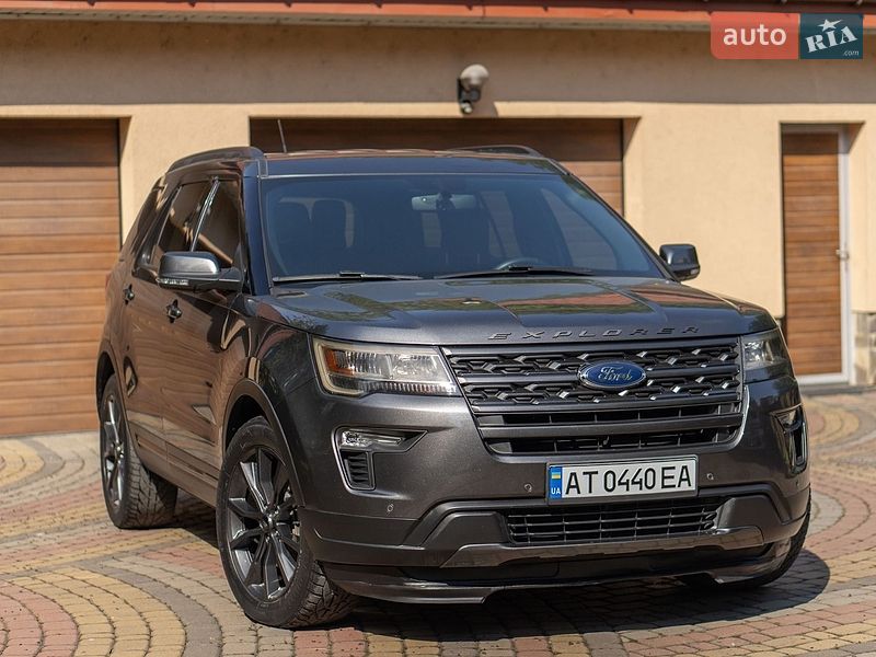Позашляховик / Кросовер Ford Explorer 2018 в Івано-Франківську