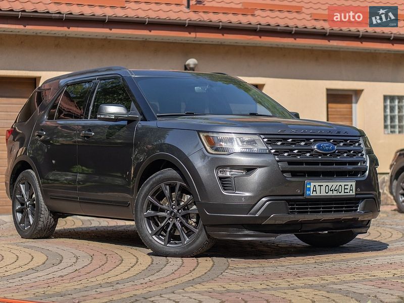 Позашляховик / Кросовер Ford Explorer 2018 в Івано-Франківську