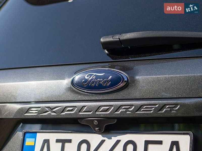 Позашляховик / Кросовер Ford Explorer 2018 в Івано-Франківську