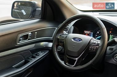 Позашляховик / Кросовер Ford Explorer 2018 в Івано-Франківську