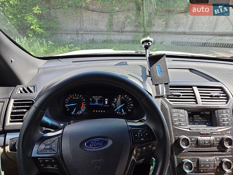 Позашляховик / Кросовер Ford Explorer 2016 в Києві