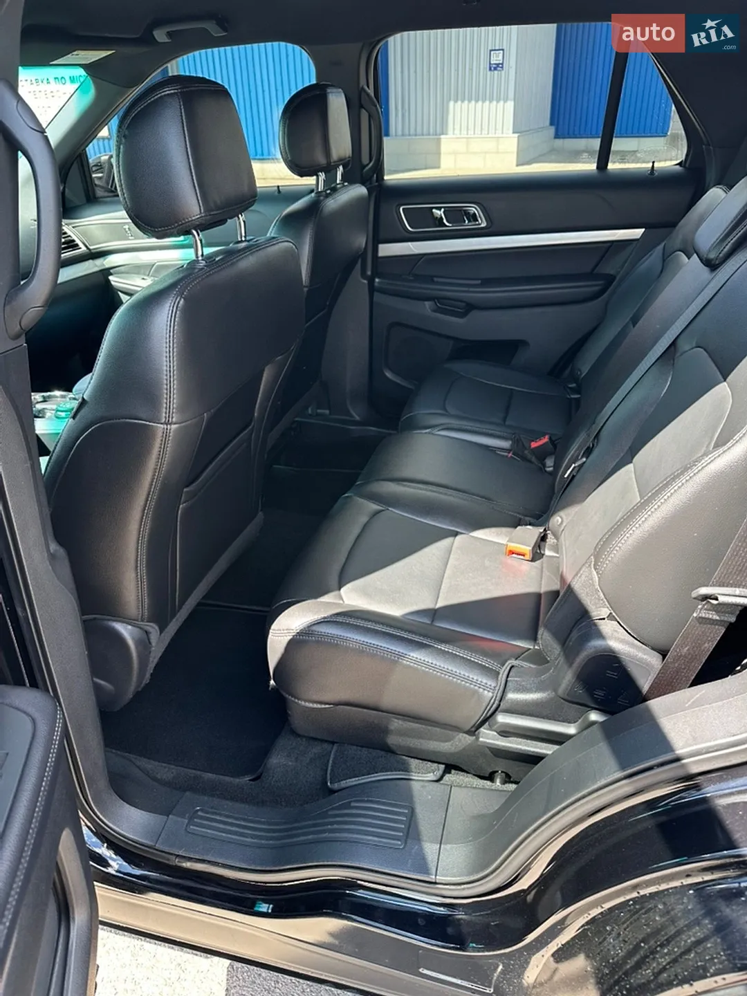 2016 Ford Explorer - мініатюра 17