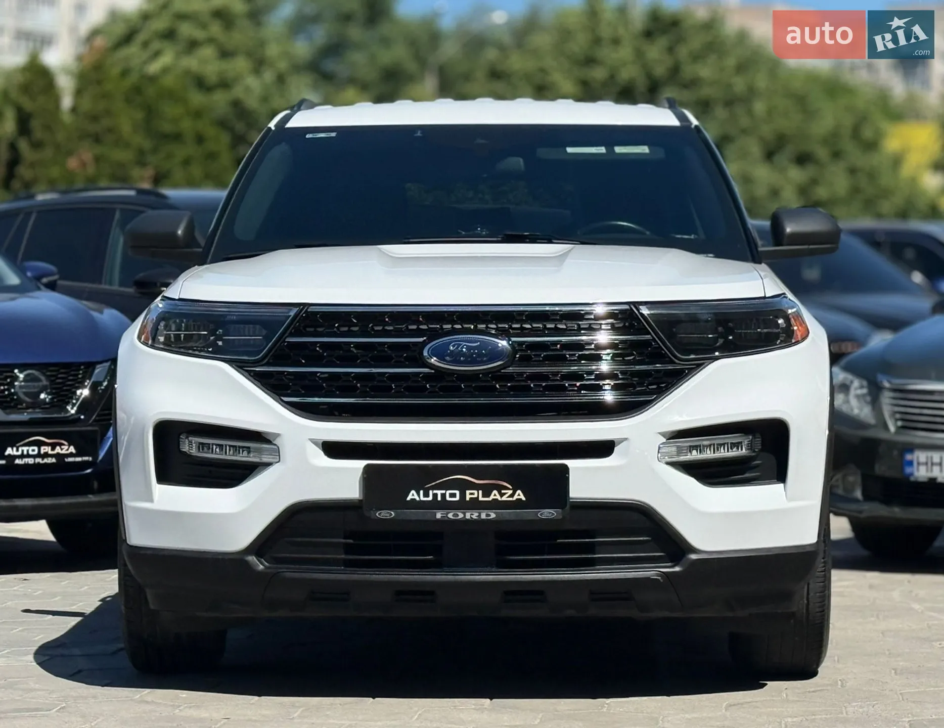 2020 Ford Explorer - мініатюра 3