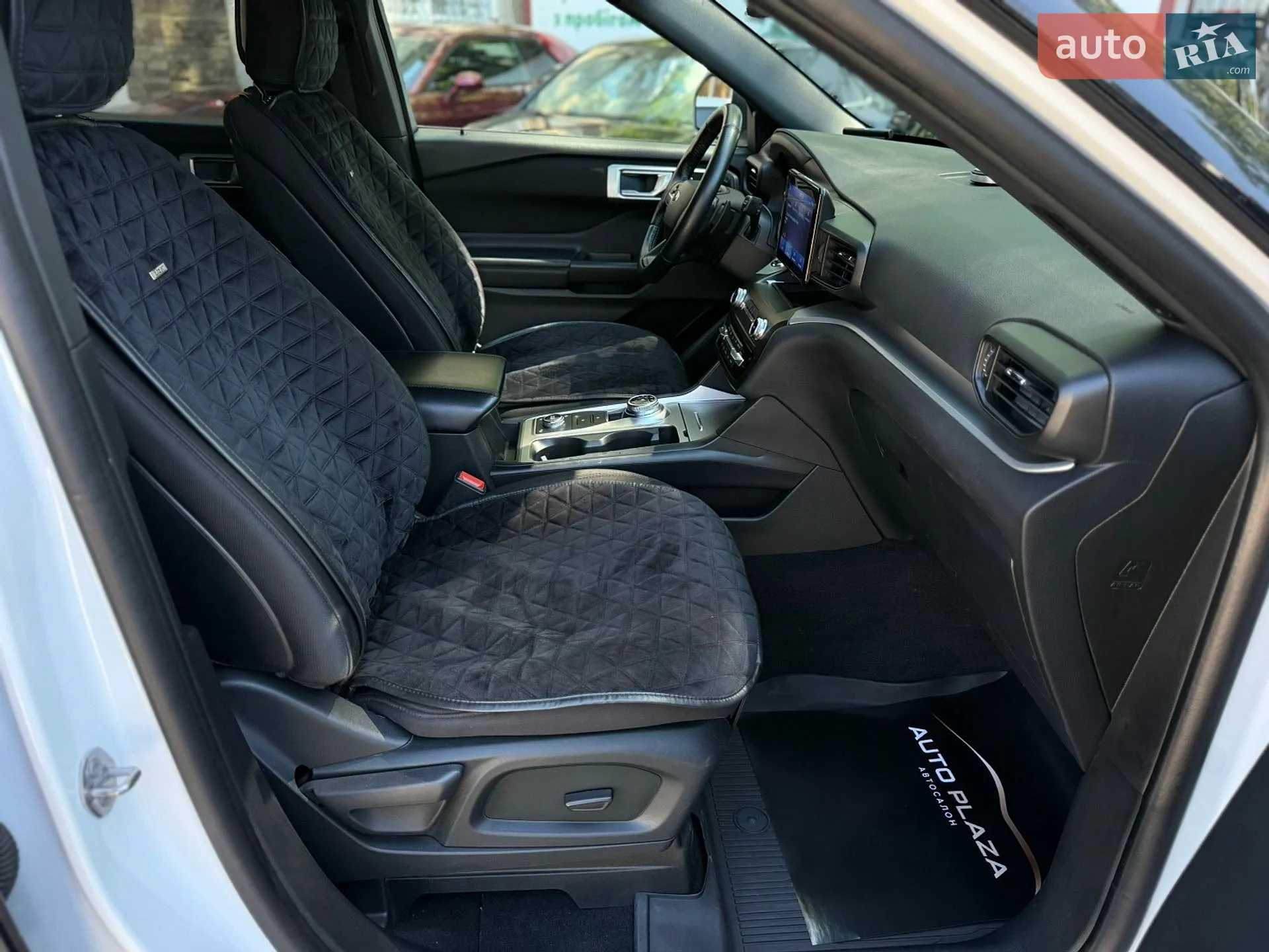 2020 Ford Explorer - мініатюра 42