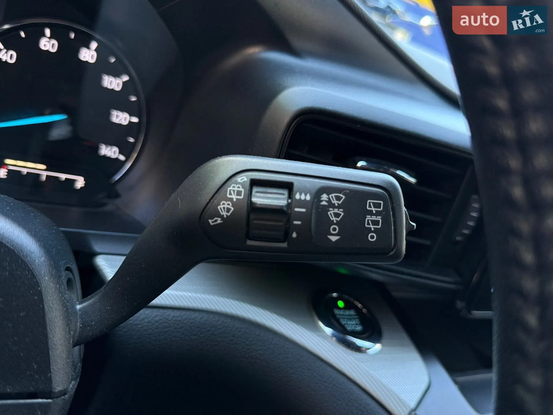 2020 Ford Explorer - мініатюра 59