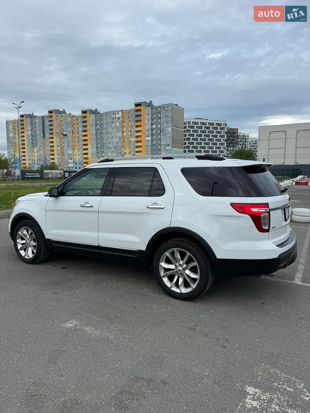 2012 Ford Explorer - мініатюра 9