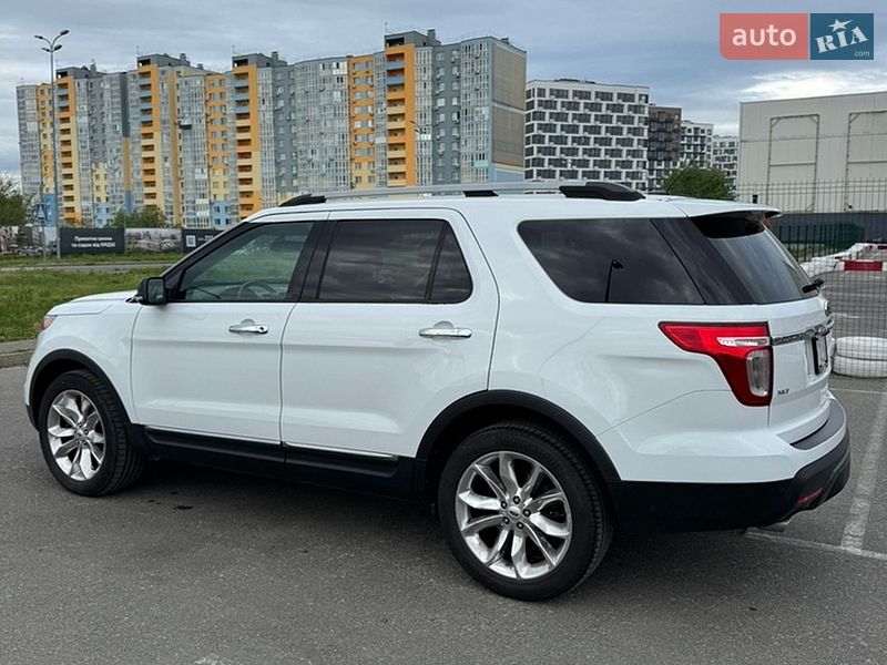 Позашляховик / Кросовер Ford Explorer 2012 в Києві