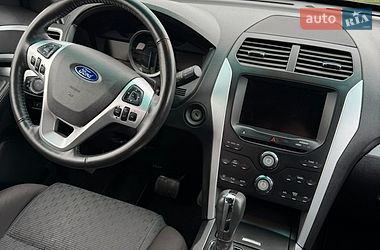 Позашляховик / Кросовер Ford Explorer 2012 в Києві