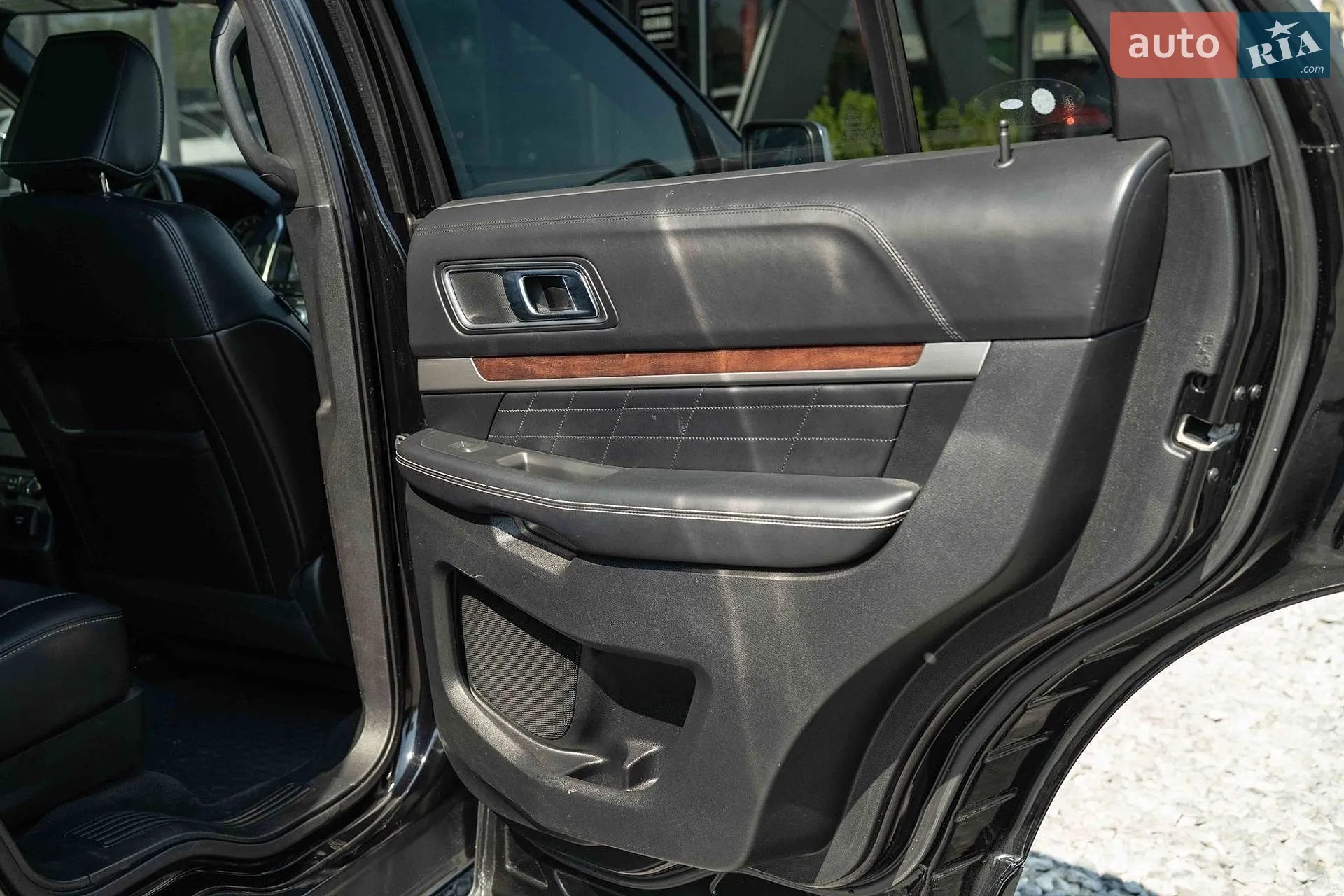 2017 Ford Explorer - мініатюра 53
