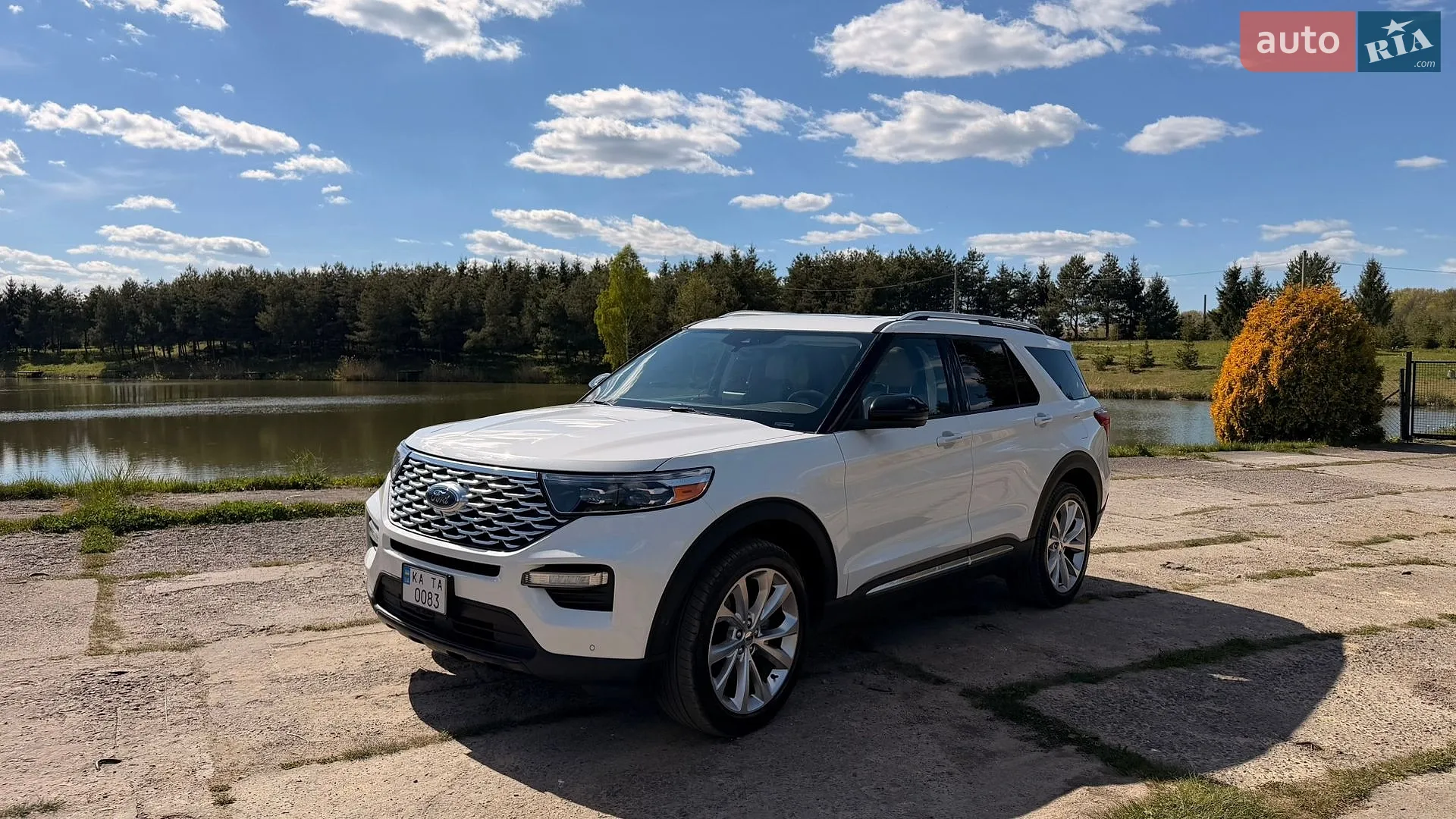 2022 Ford Explorer - мініатюра 3
