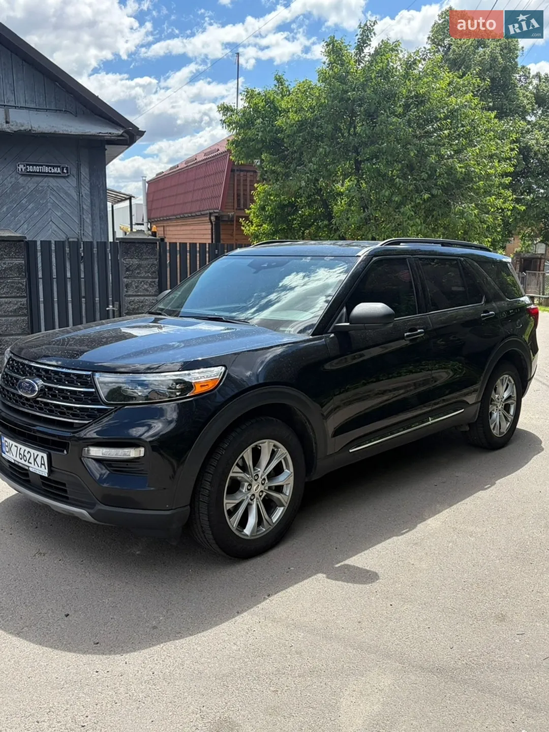 2020 Ford Explorer - мініатюра 2