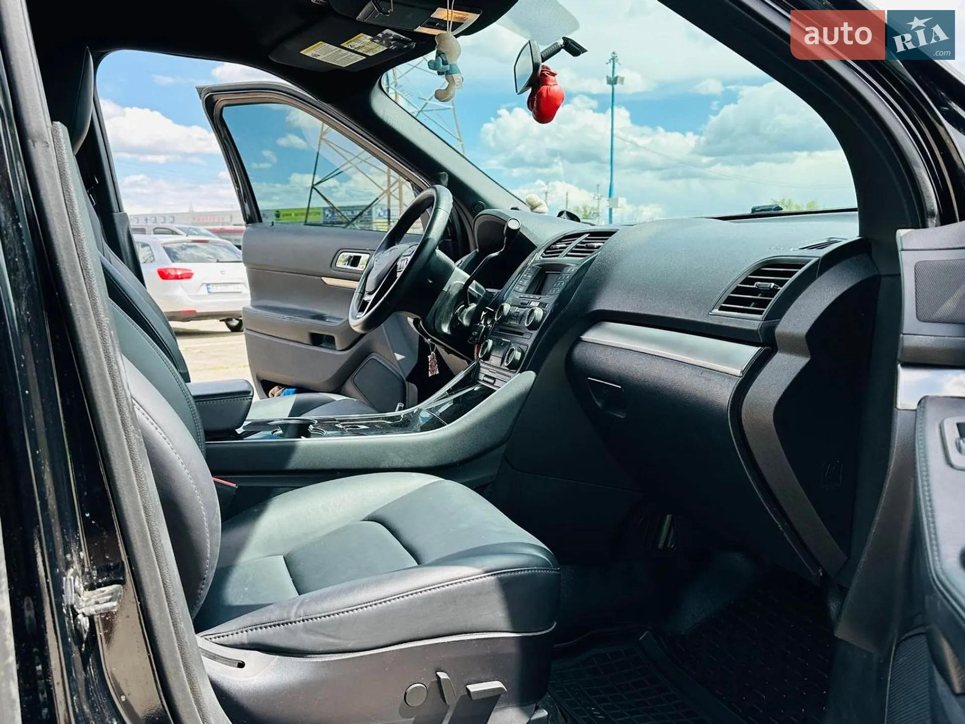 2017 Ford Explorer - мініатюра 23