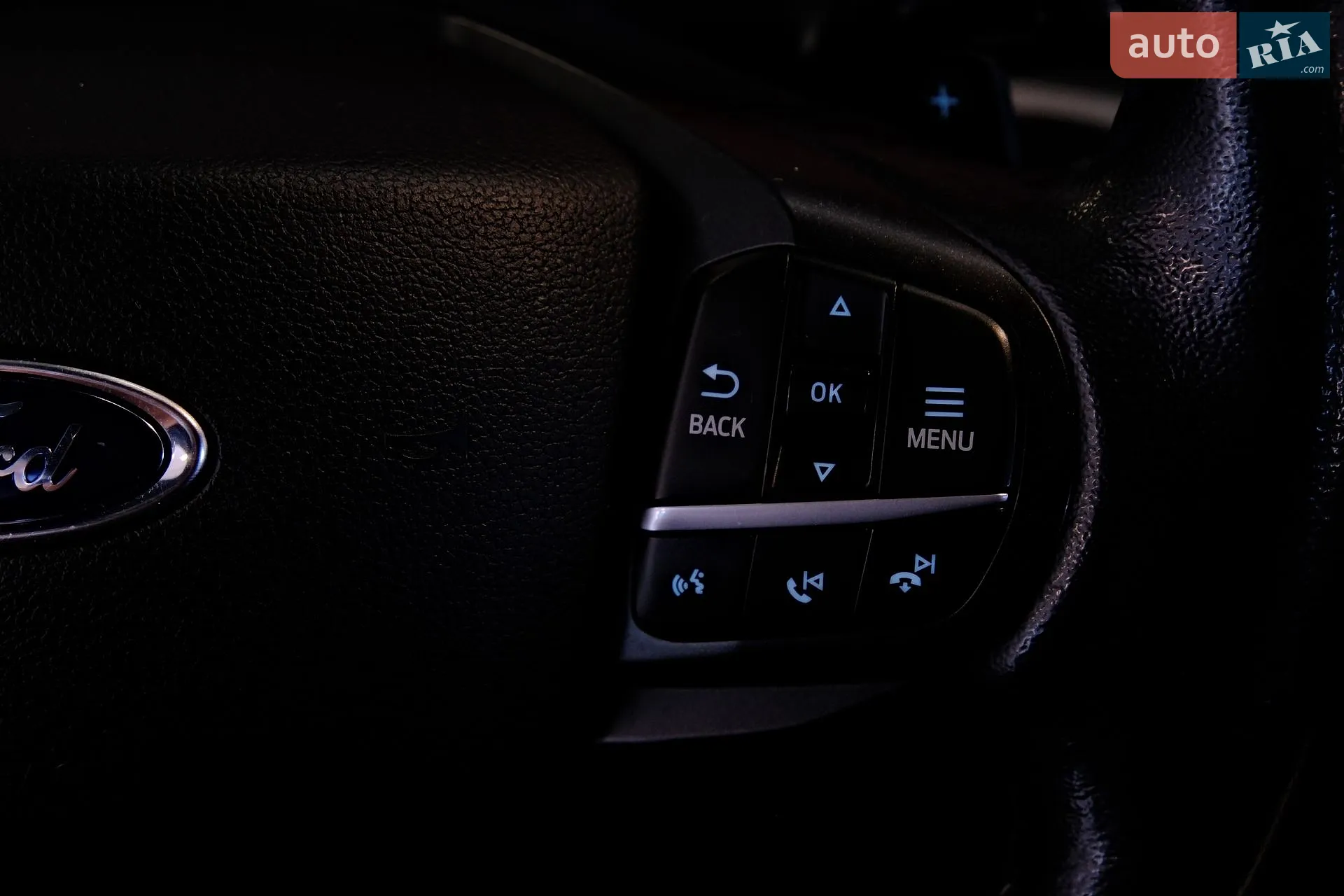 2020 Ford Explorer - мініатюра 18