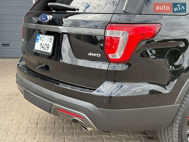 Позашляховик / Кросовер Ford Explorer 2017 в Ковелі