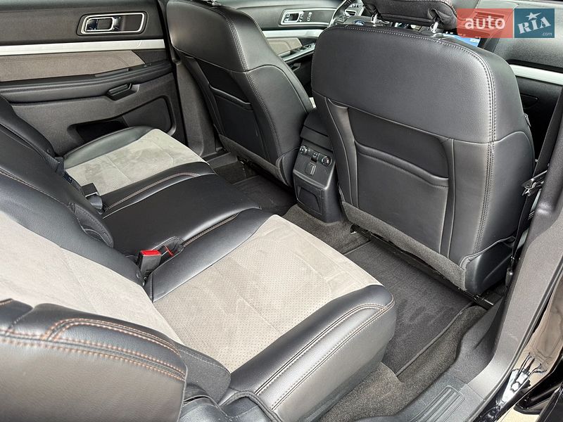 Позашляховик / Кросовер Ford Explorer 2017 в Ковелі