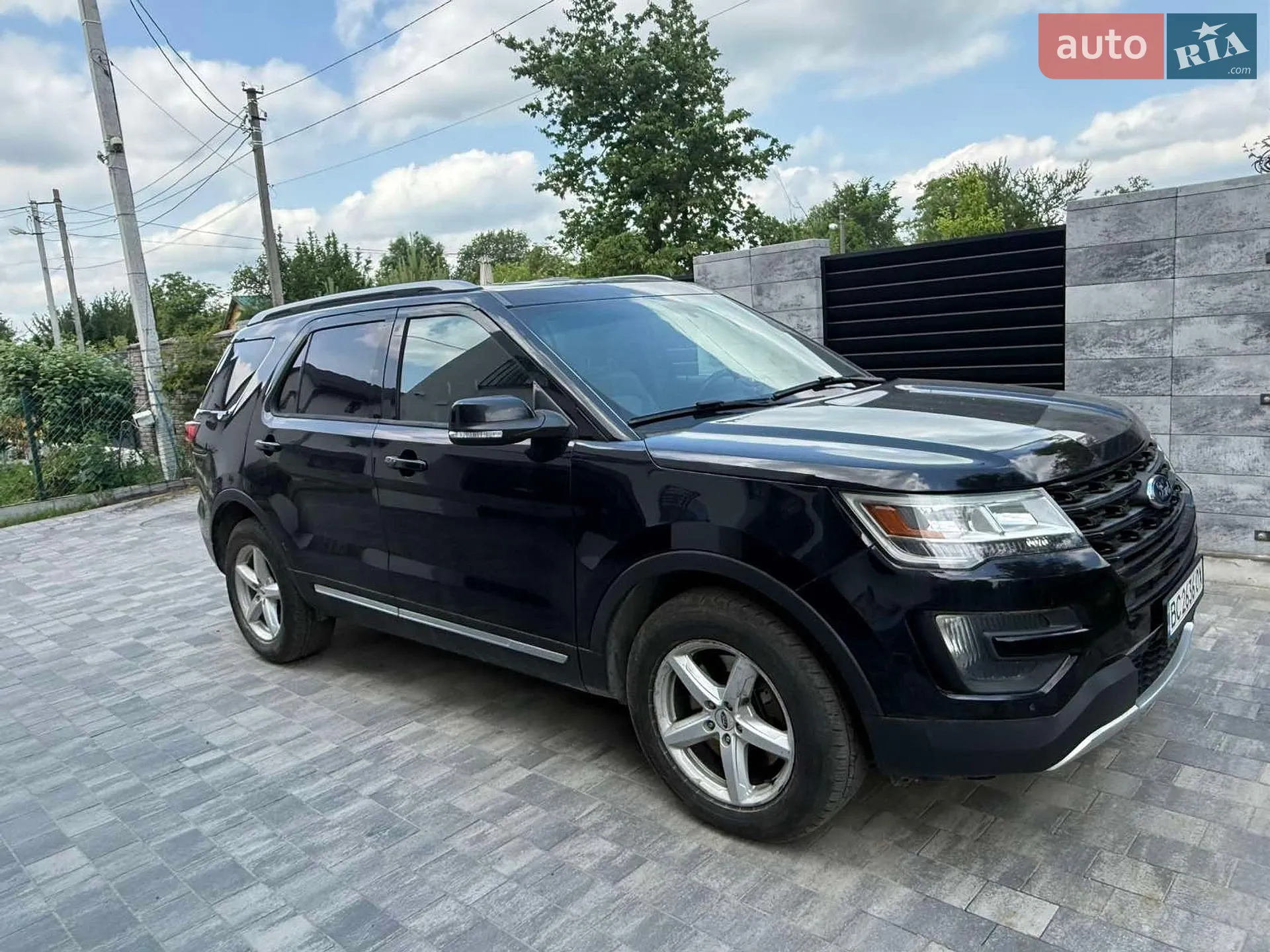 2016 Ford Explorer - мініатюра 3
