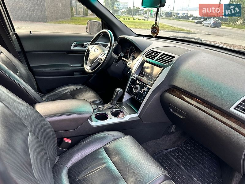 Позашляховик / Кросовер Ford Explorer 2011 в Житомирі