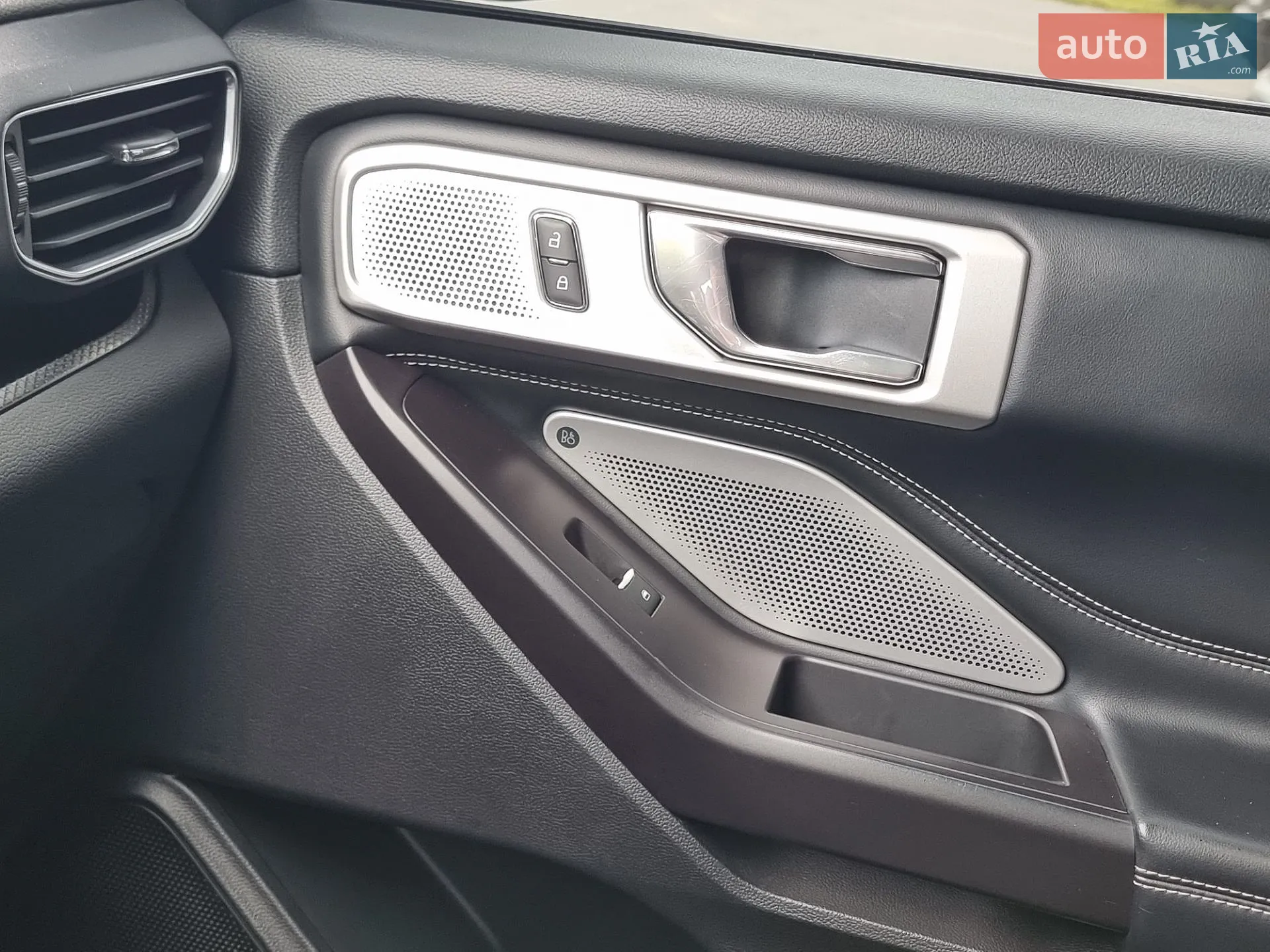 2019 Ford Explorer - мініатюра 34