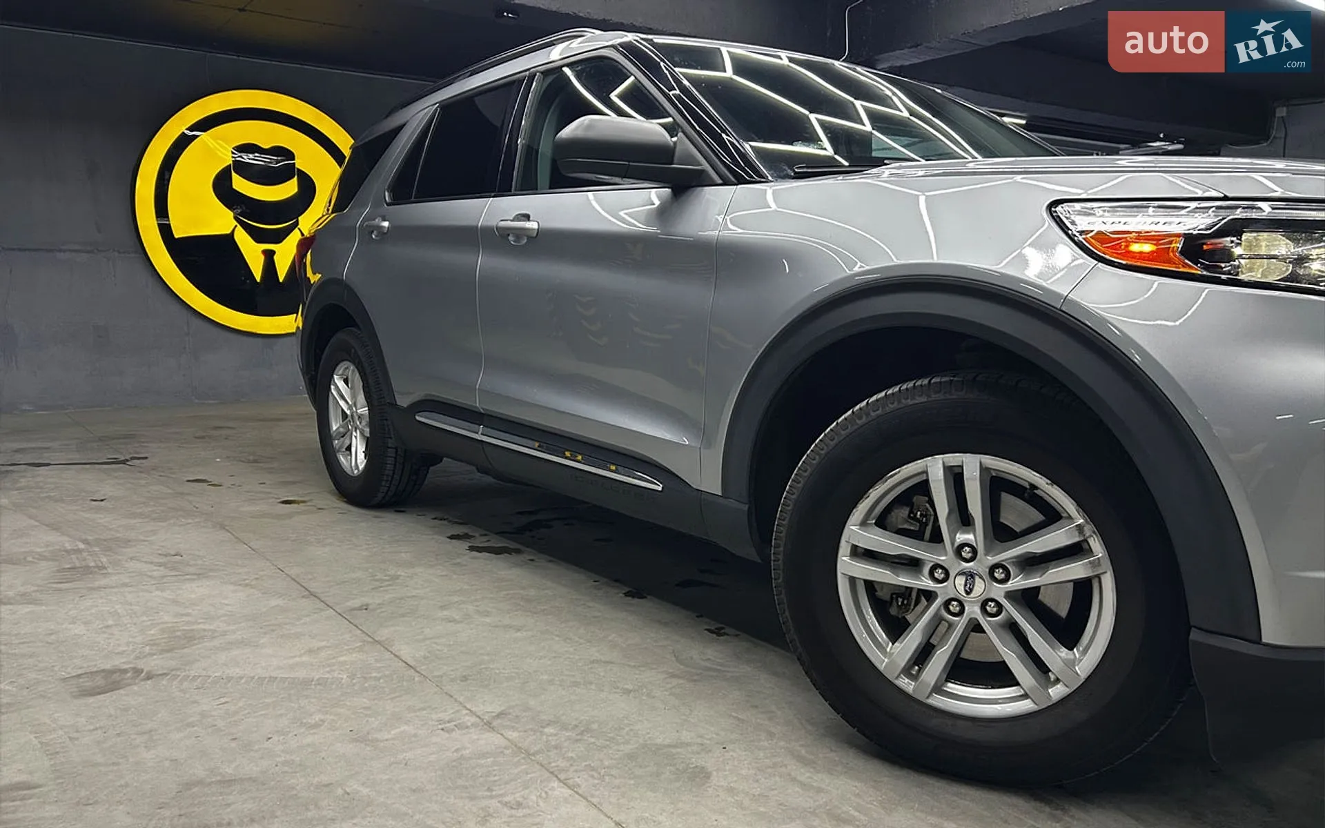 2022 Ford Explorer - мініатюра 2