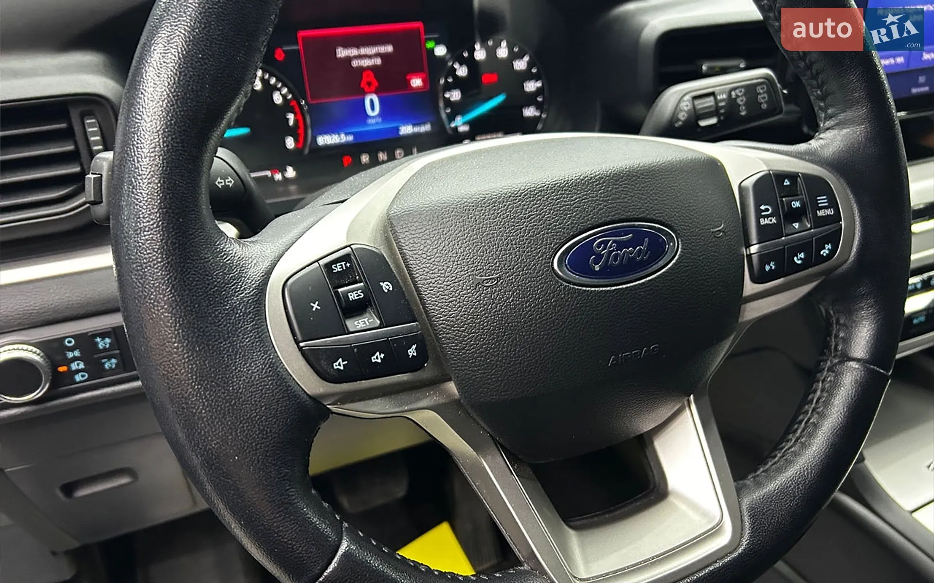 2022 Ford Explorer - мініатюра 13