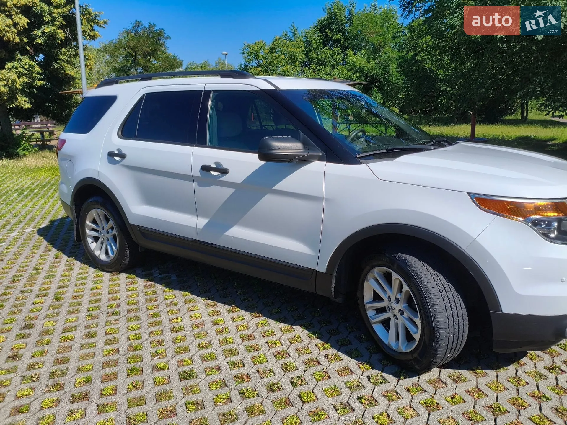 2015 Ford Explorer - мініатюра 4