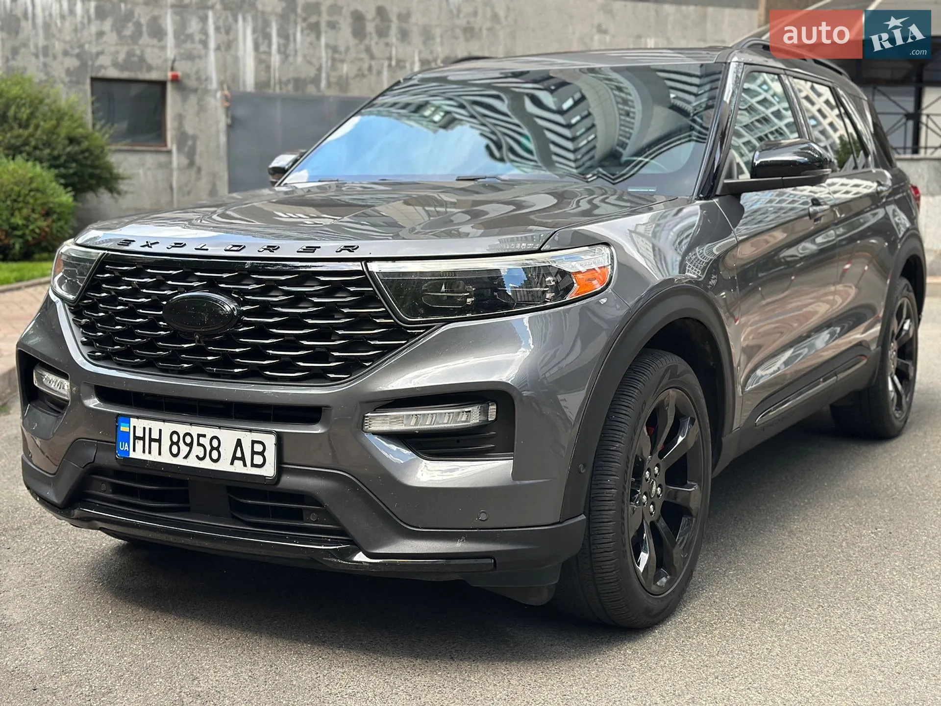 2021 Ford Explorer - мініатюра 2