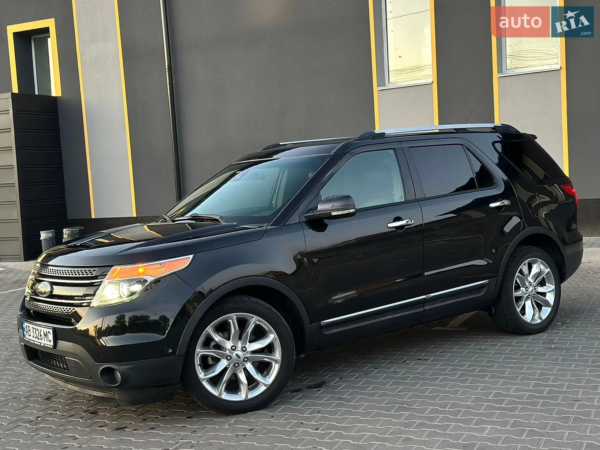 2012 Ford Explorer - мініатюра 3