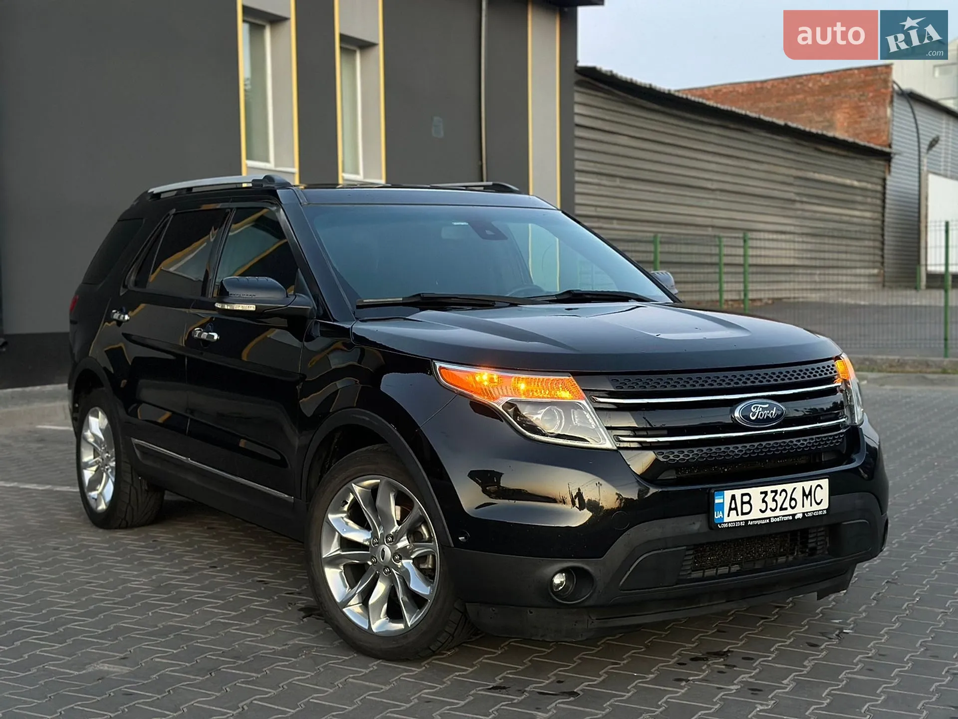 2012 Ford Explorer - мініатюра 6
