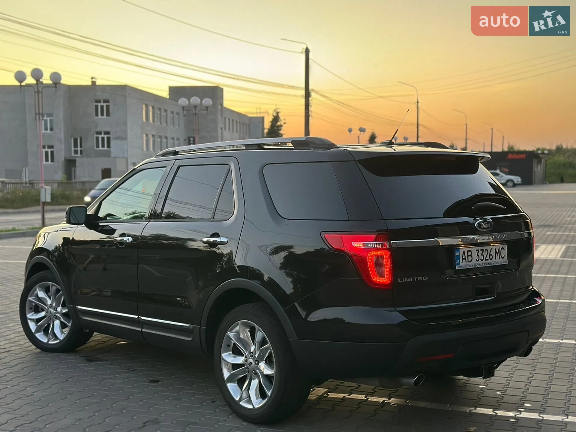 2012 Ford Explorer - мініатюра 11