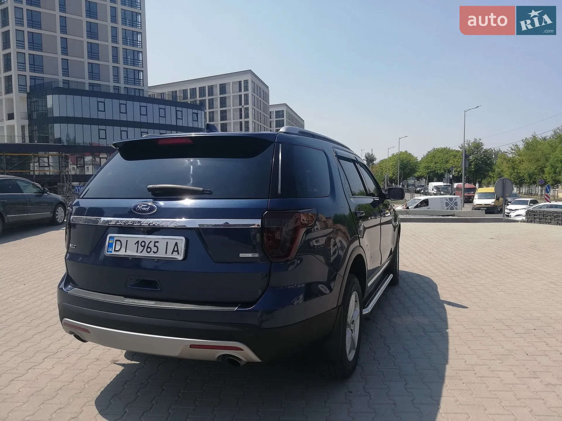 2015 Ford Explorer - мініатюра 4