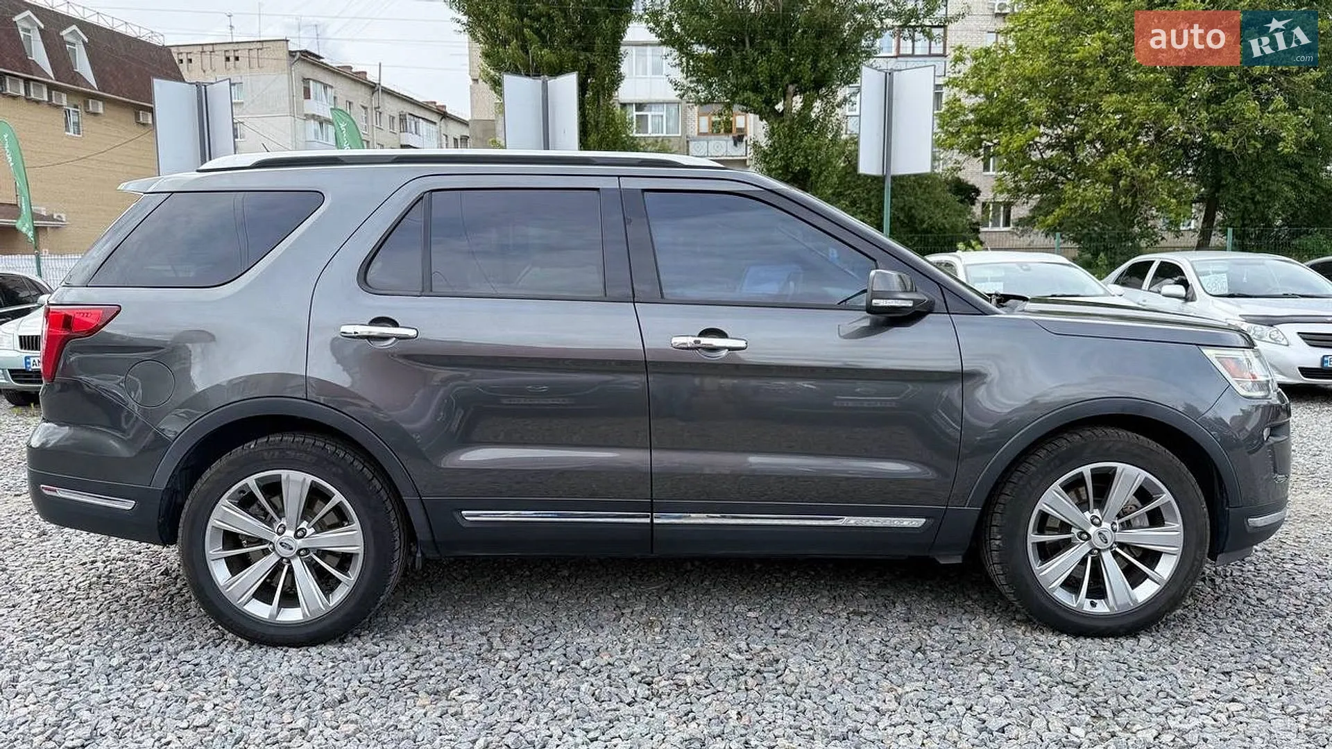 2017 Ford Explorer - мініатюра 13