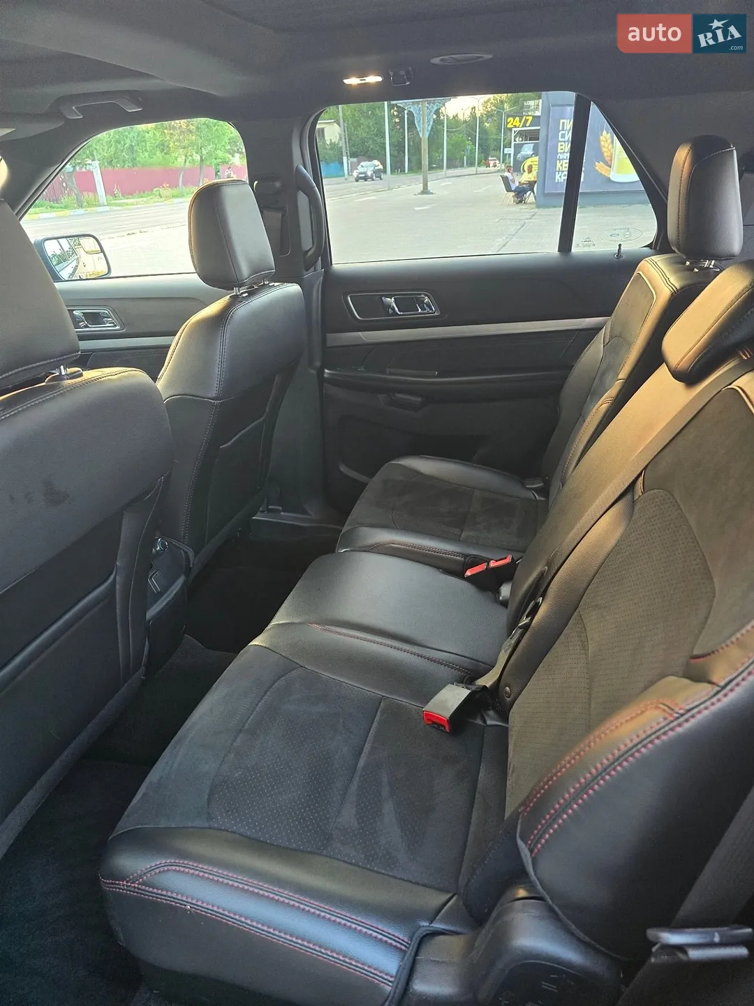 2018 Ford Explorer - мініатюра 19
