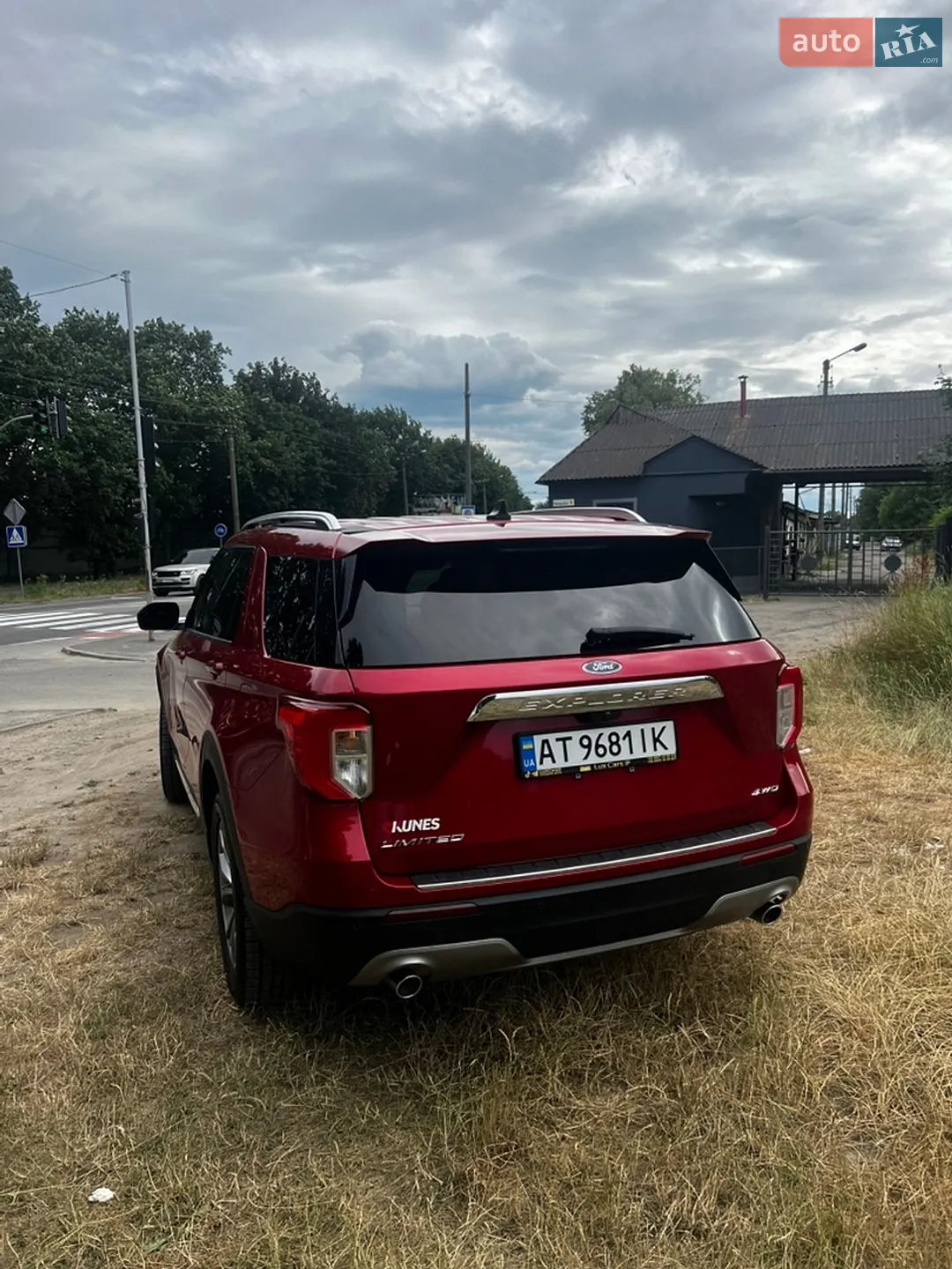 2021 Ford Explorer - мініатюра 10