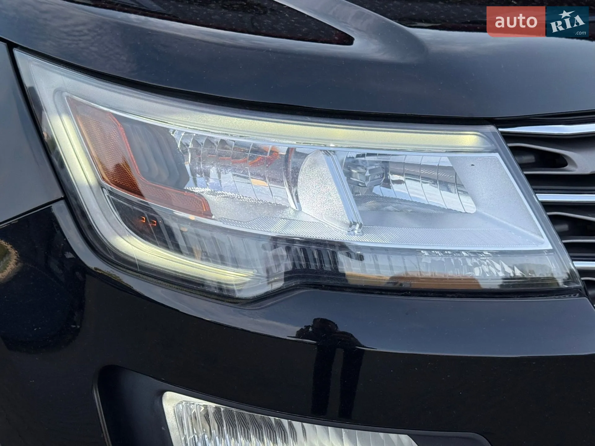 2016 Ford Explorer - мініатюра 5