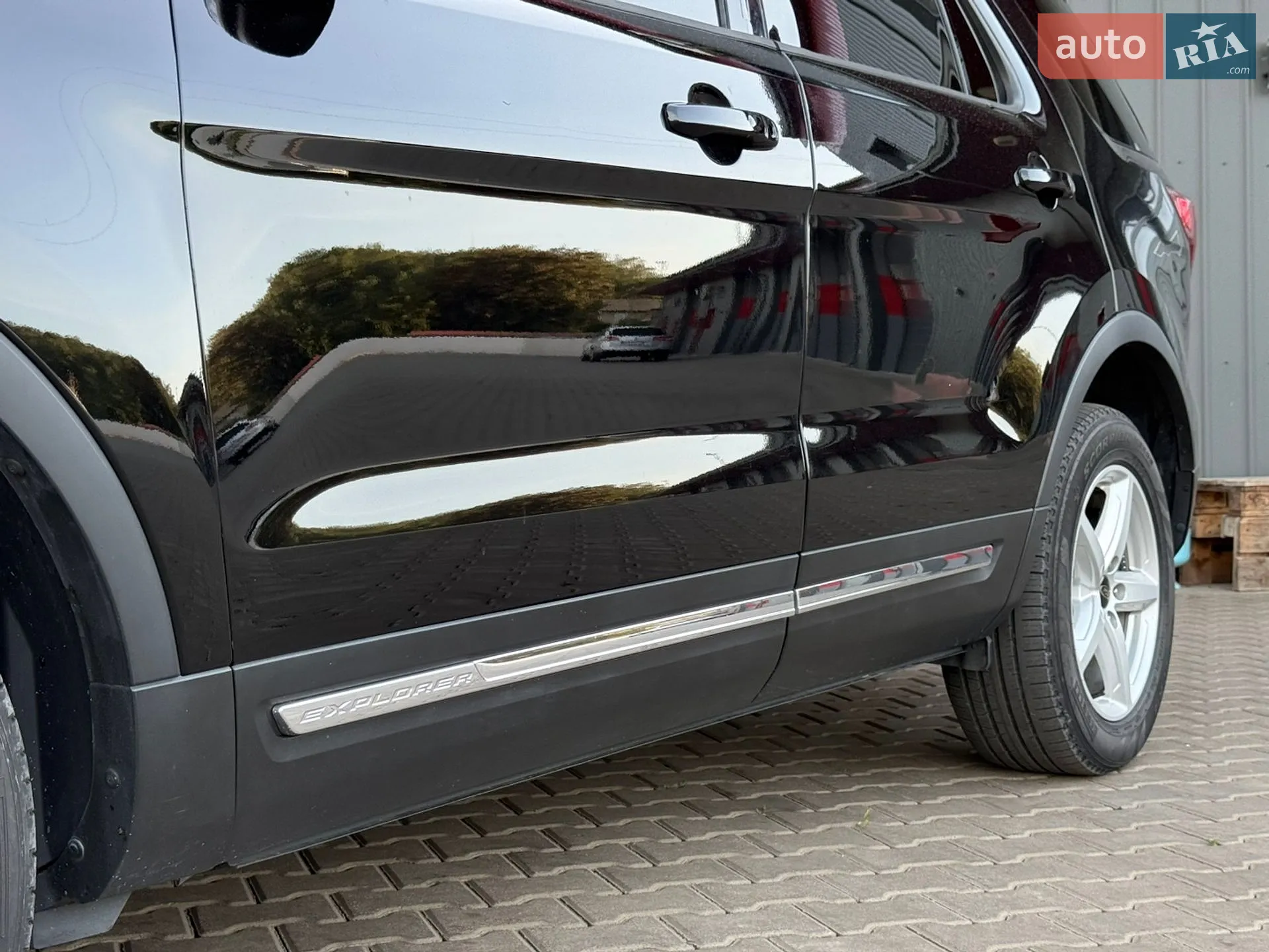 2016 Ford Explorer - мініатюра 28
