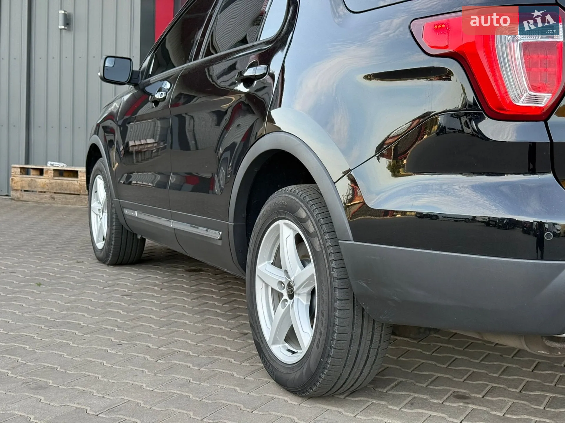 2016 Ford Explorer - мініатюра 33