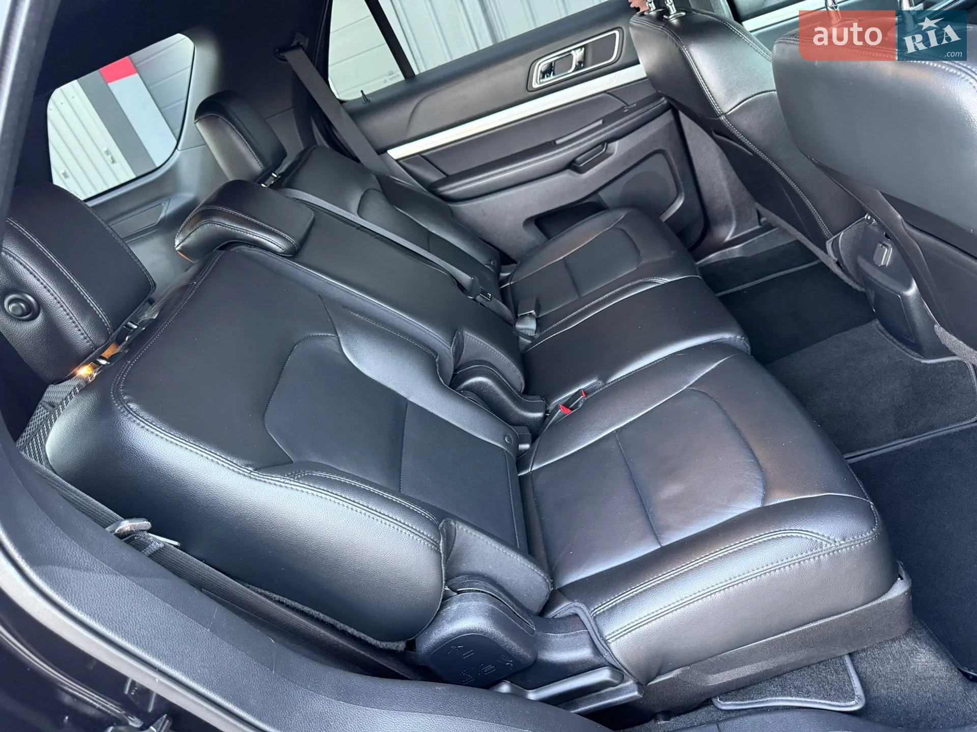 2016 Ford Explorer - мініатюра 58