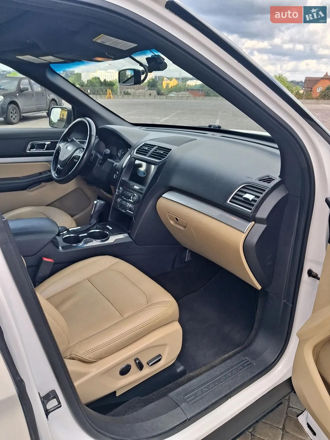 2017 Ford Explorer - мініатюра 15